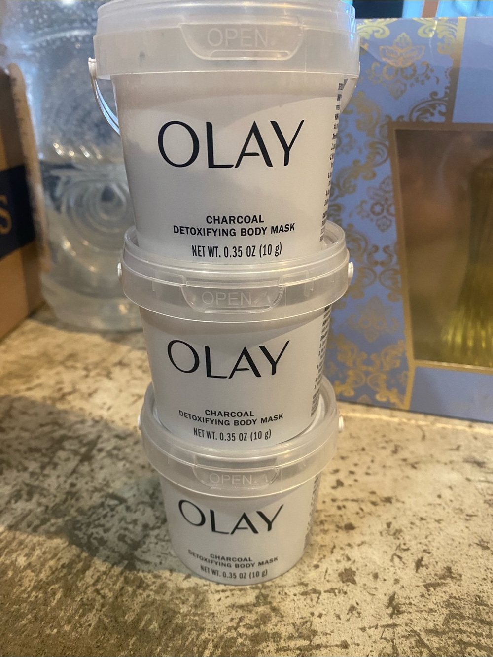 OLAY Charcoal Detoxifying Body Mask Trio - White and Clear Cups